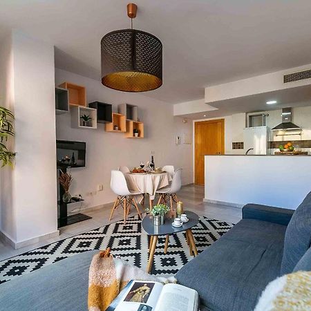 Carlos Haya Beautiful Apartment With Parking Málaga Esterno foto