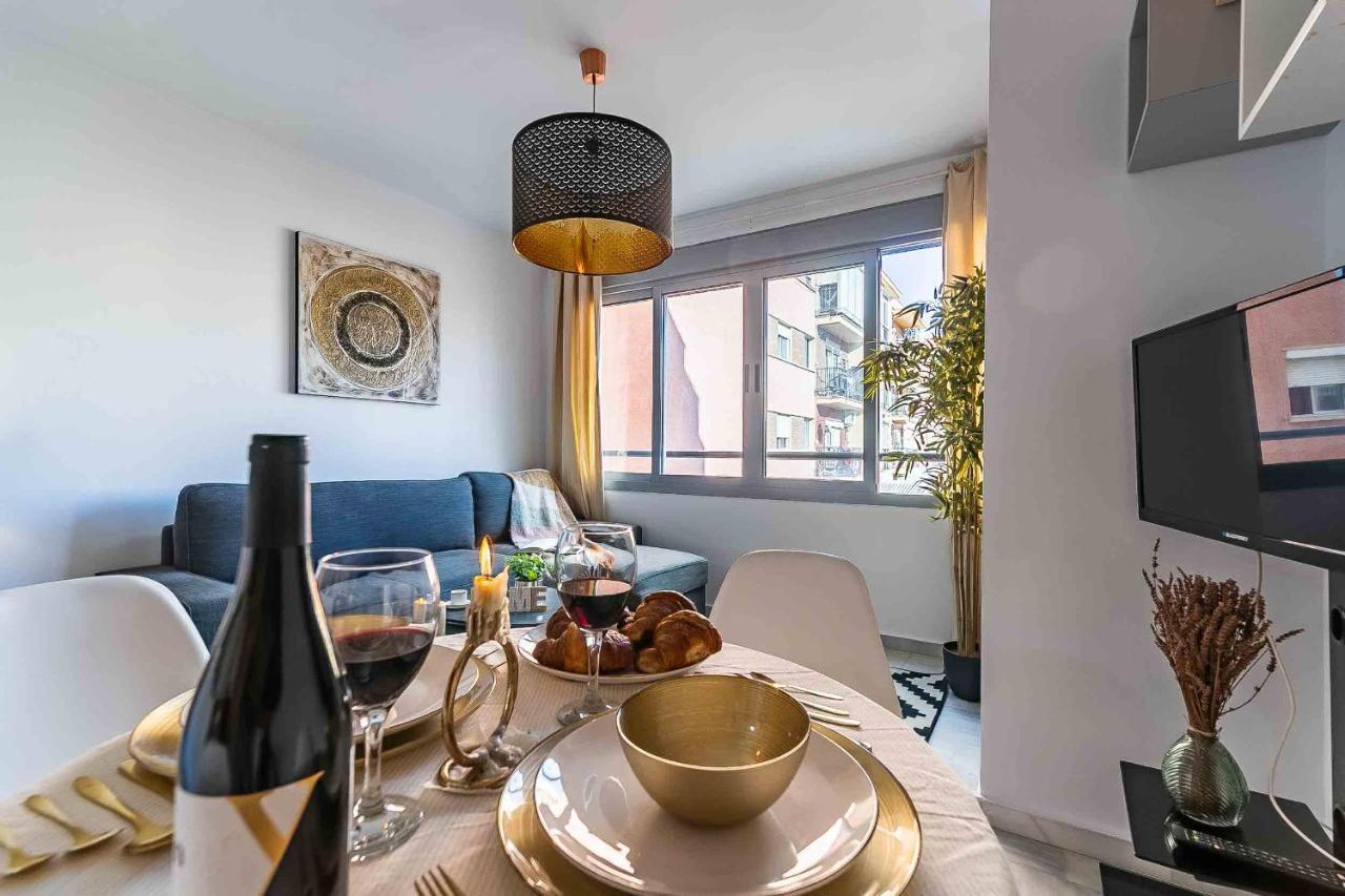 Carlos Haya Beautiful Apartment With Parking Málaga Esterno foto