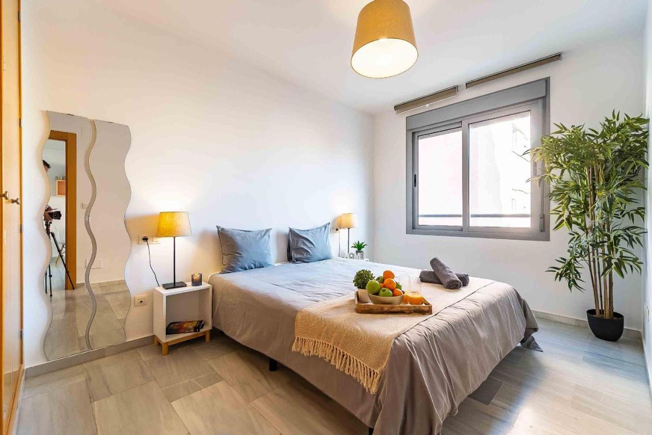 Carlos Haya Beautiful Apartment With Parking Málaga Esterno foto
